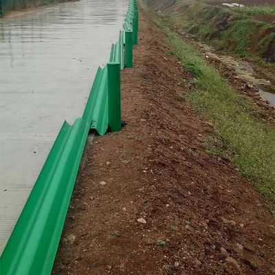 【韶關(guān)鄉(xiāng)村公路波形護(hù)欄,防撞護(hù)欄,道路安全防護(hù)欄,廣西拉瑞斯圖片】韶關(guān)鄉(xiāng)村公路波形護(hù)欄,防撞護(hù)欄,道路安全防護(hù)欄,廣西拉瑞斯